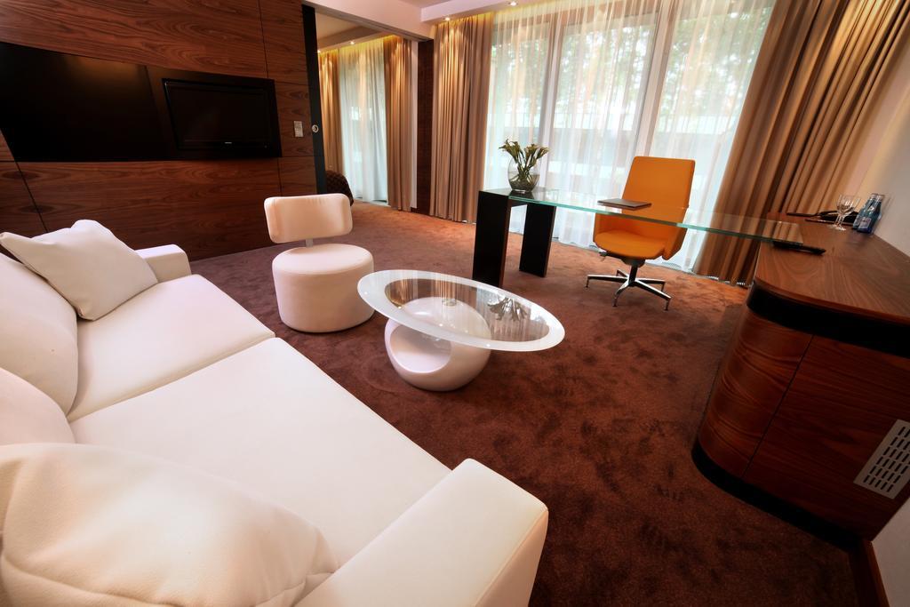Hotel Narvil Conference&Spa Serock Esterno foto